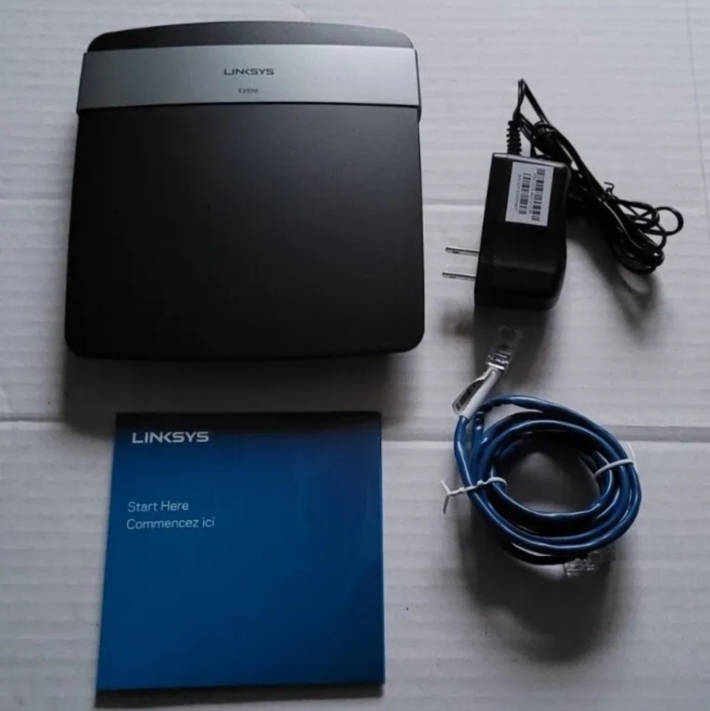 Linksys E2500 N600 Dual-Band WiFi Router
